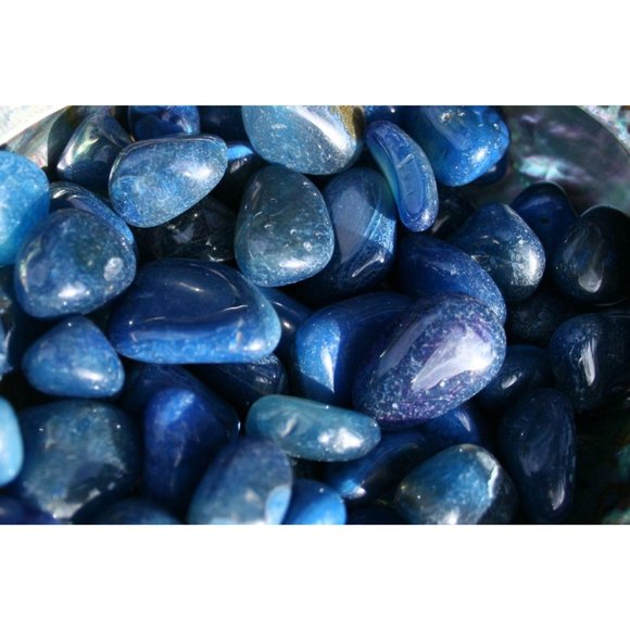 Blue Agate Tumbled Stones 4 oz - Picture 2 of 6